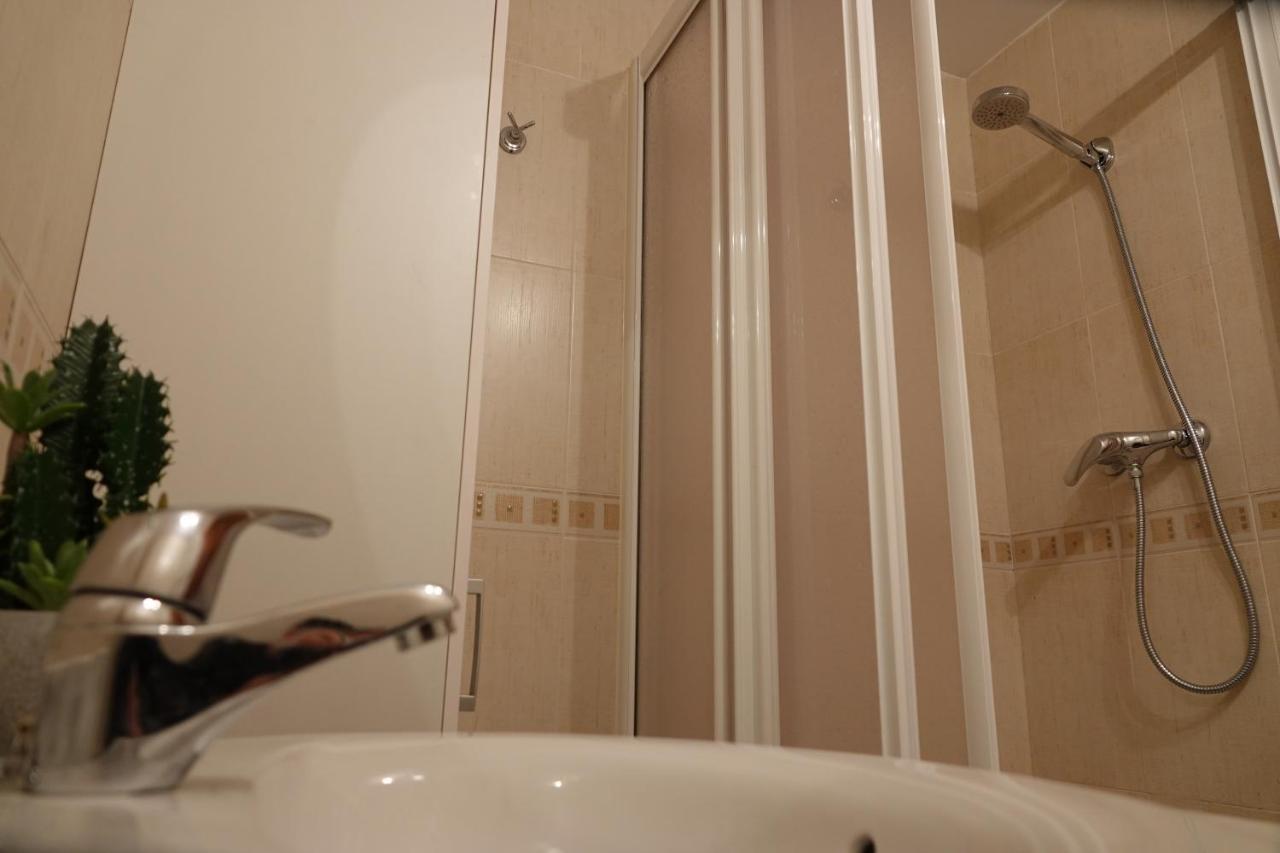Stone Garaje Cubierto Y Trastero Pirineos360 Apartment Formigal Ngoại thất bức ảnh